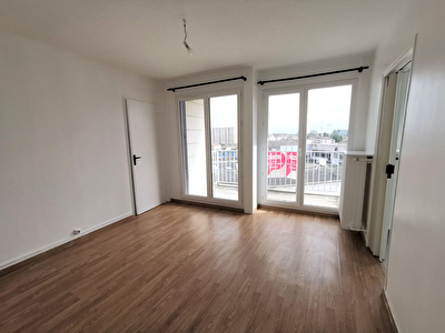 A vendre appartement Melun 2 pièces 34.4 m2 rénové