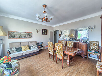 VAUX-LE-PÉNIL Maison familiale 116 m² Terrain 1 144 m²  Sous-sol total