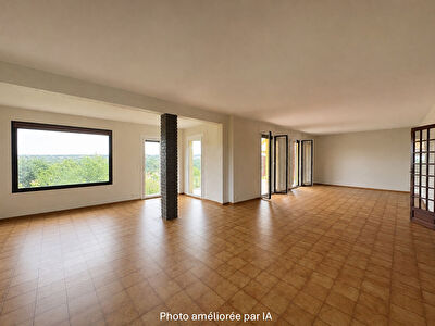 Boissettes _Maison 8 pièces 183 m² + Terrain constructible à diviser