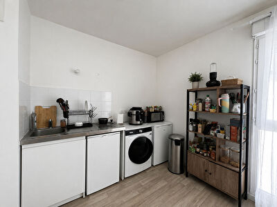 STUDIO INVESTISSEMENT - VENDU LOUÉ - MELUN (77000)