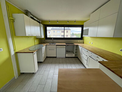 DUPLEX 4 PIÈCES - 96,25 m² - 3 CHAMBRES - LE MEE SUR SEINE