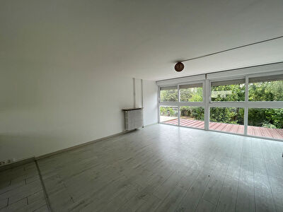 DUPLEX 4 PIÈCES - 96,25 m² - 3 CHAMBRES - LE MEE SUR SEINE + 1 PLACE DE STATIONNEMENT LE MEE SUR SEINE photo 4
