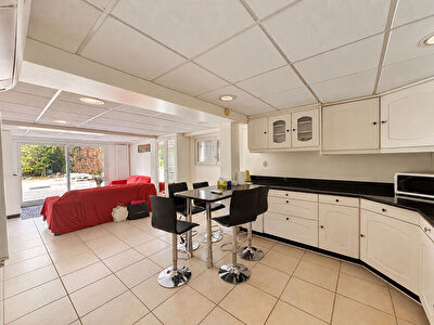A vendre Maison familiale 7 pièces -152 m² Carrez -178 m² au sol - Terrain 645 m² - DPE B MELUN photo 3