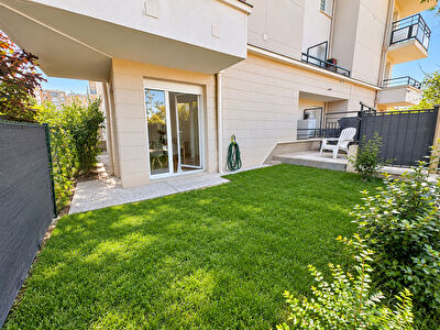 A vendre Appartement T3 64 M² AVEC JARDIN DAMMARIE-LES-LYS 2 PARKINGS DAMMARIE LES LYS photo 2