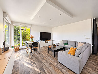 A vendre Appartement T3 64 M² AVEC JARDIN DAMMARIE-LES-LYS 2 PARKINGS DAMMARIE LES LYS photo 3