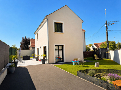 A vendre MAINCY Maison récente de 125 m² divisée en 2 logements Idéal investisseur MELUN