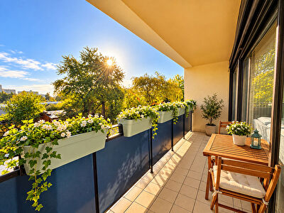 A VENDRE LE MÉE-SUR-SEINE MAISON FAMILIALE DE 105 M² 4 CHAMBRES JARDIN DPE C LE MEE SUR SEINE photo 2