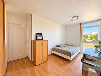 A VENDRE LE MÉE-SUR-SEINE MAISON FAMILIALE DE 105 M² 4 CHAMBRES JARDIN DPE C LE MEE SUR SEINE photo 6
