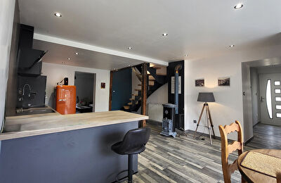 Maison en pierre, coeur de village, 4 pièces, 112 m2