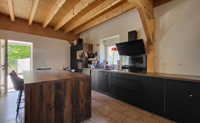 Maison de village, Cressia, 193 m²