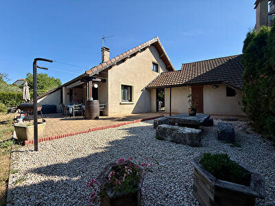 Maison de plain-pied, Moirans-en Montagne, 111 m²
