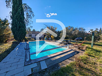 Maison Carcassonne 6 pièce(s) 143.68 m2