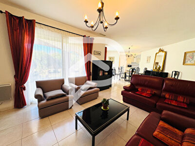 Villa 6 pièces 180 m2