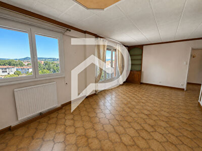 Un appartement T4
