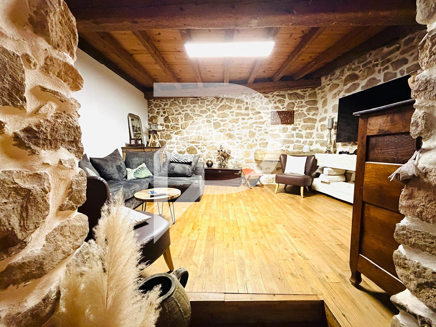 Photo du bien : Maison 4 pièces 158 m2