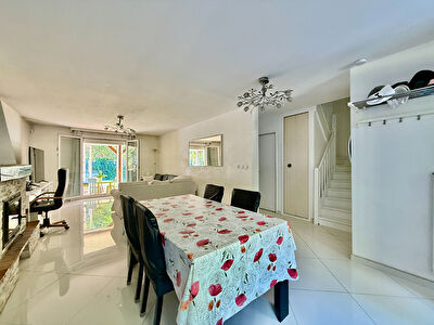 Maison Aulnay Sous Bois 6 pièce(s) 145.34 m2