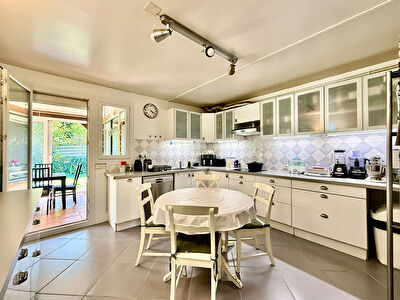 Maison Aulnay Sous Bois 6 pièce(s) 145.34 m2
