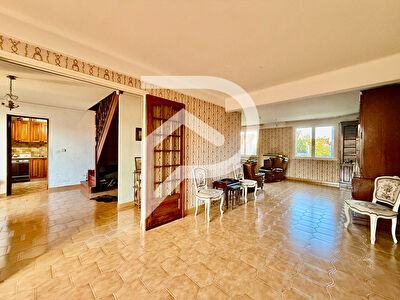 Maison Aulnay Sous Bois 8 pièce(s) 158.1 m2