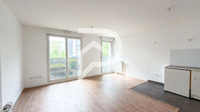 A VENDRE 2 PIECES 47 m² TREMBLAY EN FRANCE
