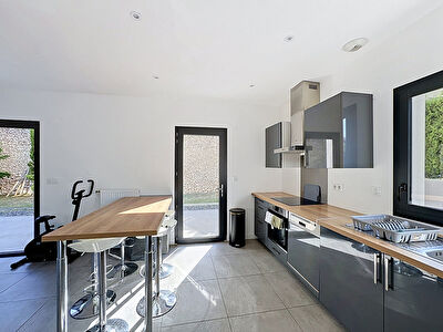 Maison Pin-balma 4 pièce(s) 125 m2