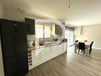 Maison 4 chambres 157m2 à SAINT FRONT DE PRADOUX