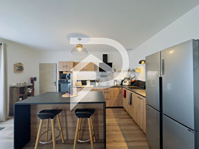 Maison à Saint-pierre-d'eyraud