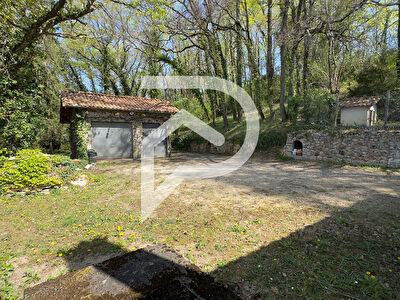 Maison familiale à rénover, 141m², 4 chambres, garage