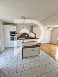 Maison rénovée T4 à ATUR