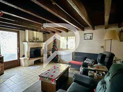 NEUVIC - Maison 6 pièces 147 m2 et garage