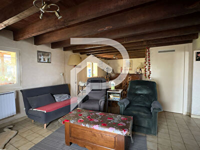 NEUVIC - Maison 6 pièces 147 m2 et garage