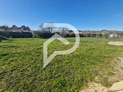 Maison plain-pied Coursac 4 pièce(s) 93.19 m2