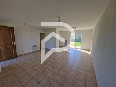 Maison plain-pied Coursac 4 pièce(s) 93.19 m2