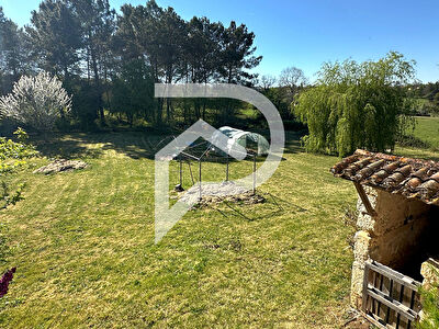 Maison Queyssac 4 pièce(s) 89 m2