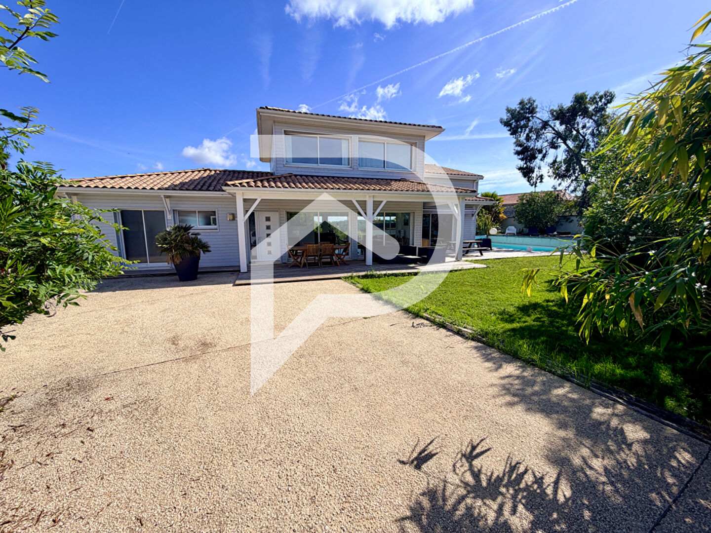 Photo du bien : Maison 5 pièces 165.6 m2