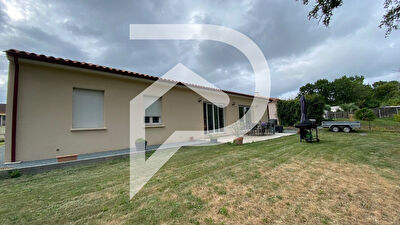 Maison Champcevinel 4 pièce(s) 126 m2
