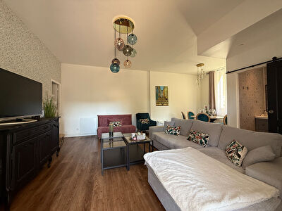 EXCLUSIVITE : ADORABLE APPARTEMENT DE PLAIN-PIED AVEC JARDIN - CUBZAC LES PONTS