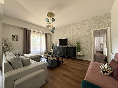 EXCLUSIVITE : ADORABLE APPARTEMENT DE PLAIN-PIED AVEC JARDIN - CUBZAC LES PONTS