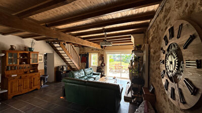 EXCLUSIVITE : ADORABLE MAISON EN PIERRE DE TROIS CHAMBRES ET JARDIN - COMMUNE DE LANSAC