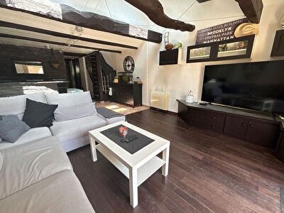 EXCLUSIVITE : MAISON T4 AVEC TERRASSE ET PLACE DE PARKING - ST ANDRE DE CUBZAC CENTRE