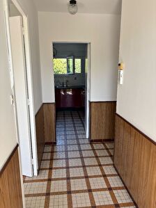 BELLE MAISON DE 3 CHAMBRES SUR GRAND TERRAIN DE 4833 M²- 5 min SAINT ANDRE DE CUBZAC