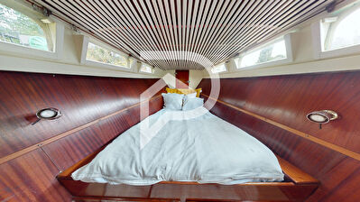 Nouveauté dans votre agence Stéphane Plaza Immobilier de Marly-le-Roi superbe bateau à Louveciennes