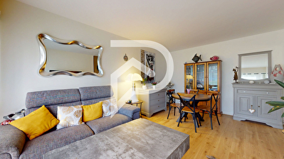 A vendre Marly-le-Roi - 3 pièces de 63m2 avec  ascenseur, cave et Gardien