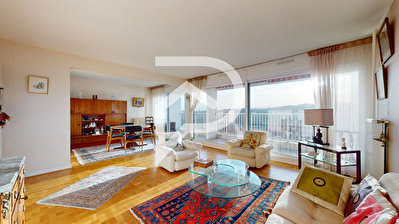 Appartement 5pièces 104m2 familial à vendre dans le triangle d'or de Marly-le-roi - Balcon , 1 Caves, 2 parking sous-sol, Vue paris