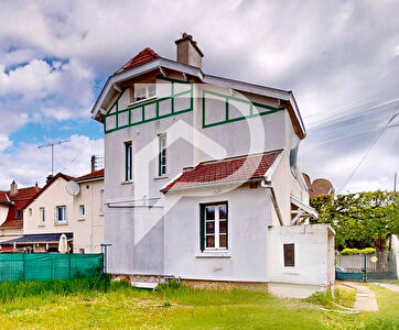 A Vendre Maison à Aubergenville 4 pièces de 103 m2