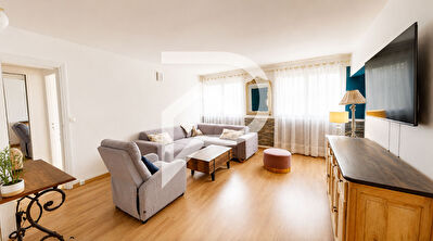 À Vendre Appartement Verneuil-sur-Seine 4 Pièces 70 m² avec Double Séjour et Parking