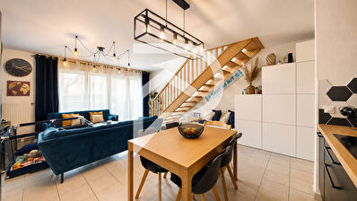 À Vendre Maison Chanteloup-les-Vignes 3 Pièces 82 m² avec Jardin