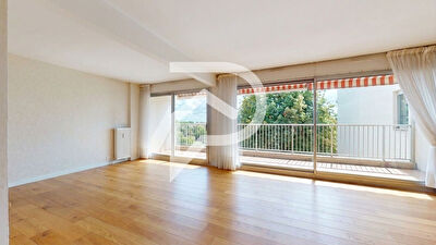 Appartement familial 4 pièces de 90 m² à Marly-le-Roi - Résidence Les Vergers - Terrasse, cave et parking sécurisé