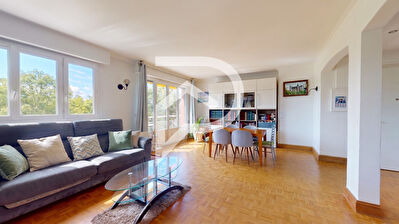 Au Coeur d'un Parc Privé, appartement de 4 pièces de 82m2