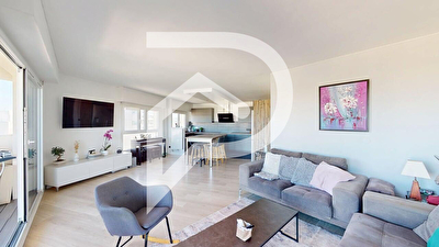 Appartement rénové 5 pièces Marly-le-Roi Montval étage élevé vue dégagée piscine tennis box