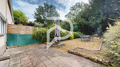 A vendre maison Marly Le Roi de 106 m2 avec 4 chambres, cave et jardin privatif